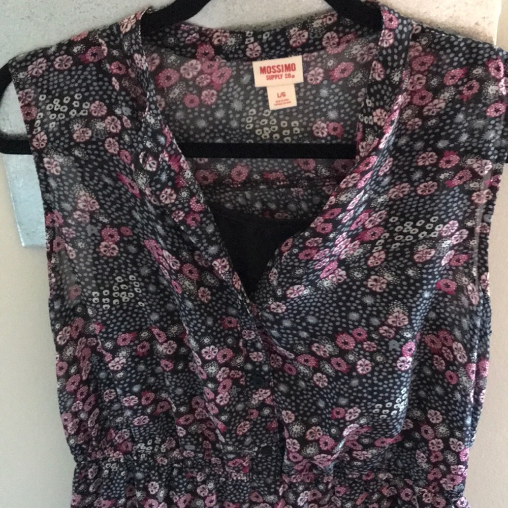 Large Target Dress - Picture 2 of 5